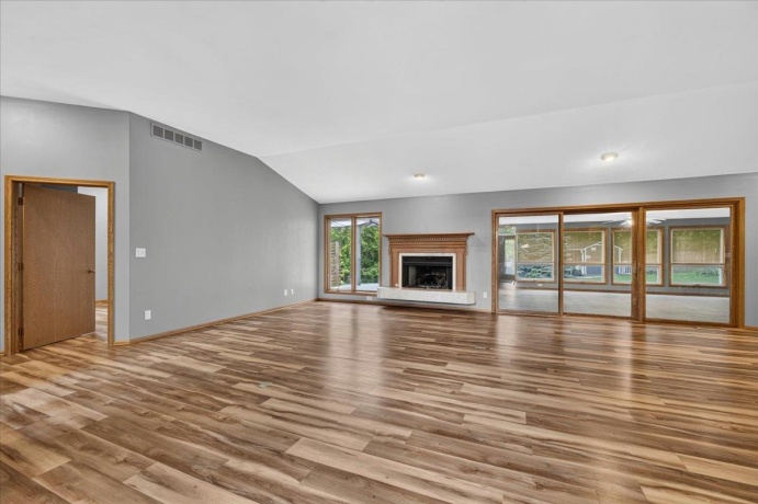 3708 Regal Ridge, ROCKFORD, Illinois 61114, 2 Bedrooms Bedrooms, ,2 BathroomsBathrooms,House,For Sale,Regal Ridge,202604000