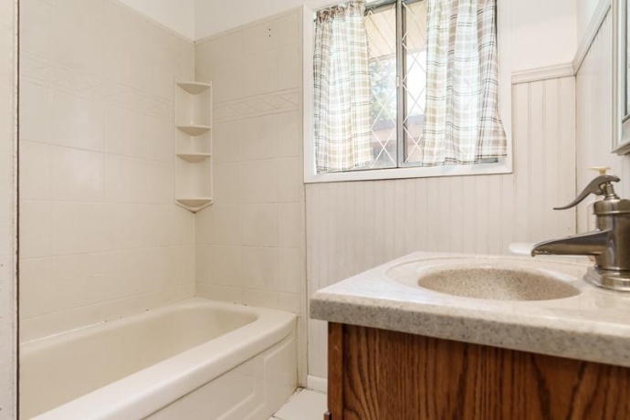 1809 Jonathan, ROCKFORD, Illinois 61103, 3 Bedrooms Bedrooms, ,1 BathroomBathrooms,House,For Sale,Jonathan,202604001