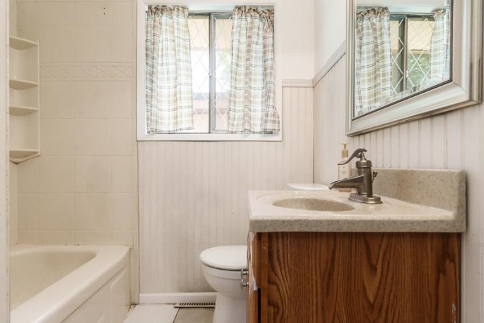 1809 Jonathan, ROCKFORD, Illinois 61103, 3 Bedrooms Bedrooms, ,1 BathroomBathrooms,House,For Sale,Jonathan,202604001