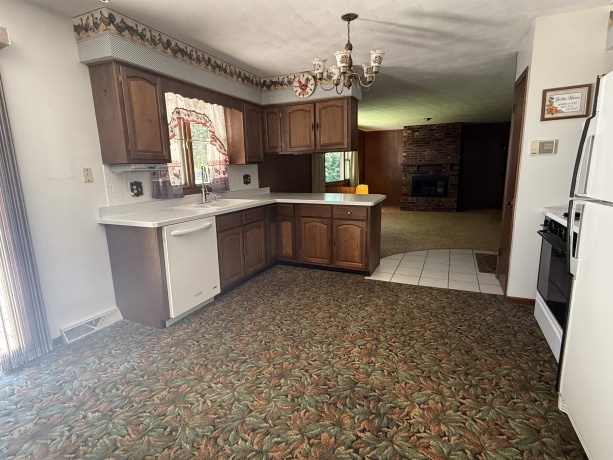 4975 Blackhawk, ROCKFORD, Illinois 61109, 3 Bedrooms Bedrooms, ,1 BathroomBathrooms,House,For Sale,Blackhawk,202604004
