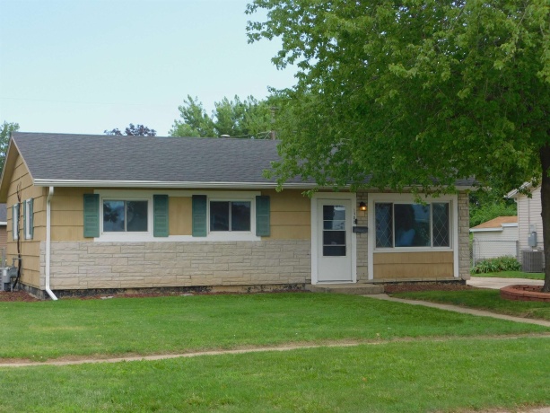 1722 Evans, LOVES PARK, Illinois 61111, 3 Bedrooms Bedrooms, ,1 BathroomBathrooms,House,For Sale,Evans,202604005