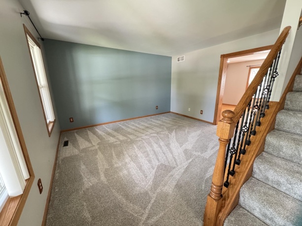 607 Jamestown, BELVIDERE, Illinois 61008, 4 Bedrooms Bedrooms, ,2 BathroomsBathrooms,House,For Sale,Jamestown,202604007