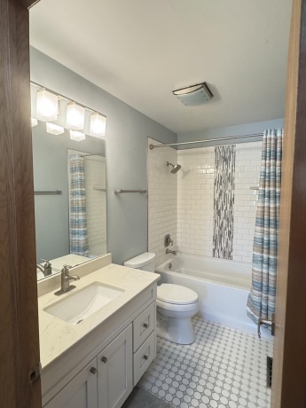 607 Jamestown, BELVIDERE, Illinois 61008, 4 Bedrooms Bedrooms, ,2 BathroomsBathrooms,House,For Sale,Jamestown,202604007