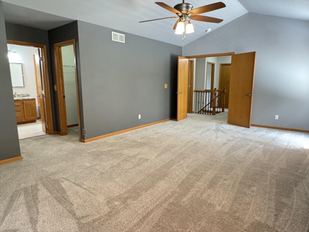607 Jamestown, BELVIDERE, Illinois 61008, 4 Bedrooms Bedrooms, ,2 BathroomsBathrooms,House,For Sale,Jamestown,202604007