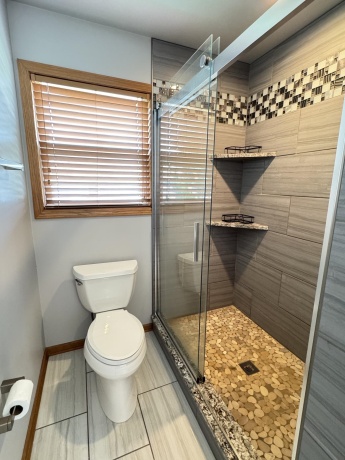 607 Jamestown, BELVIDERE, Illinois 61008, 4 Bedrooms Bedrooms, ,2 BathroomsBathrooms,House,For Sale,Jamestown,202604007