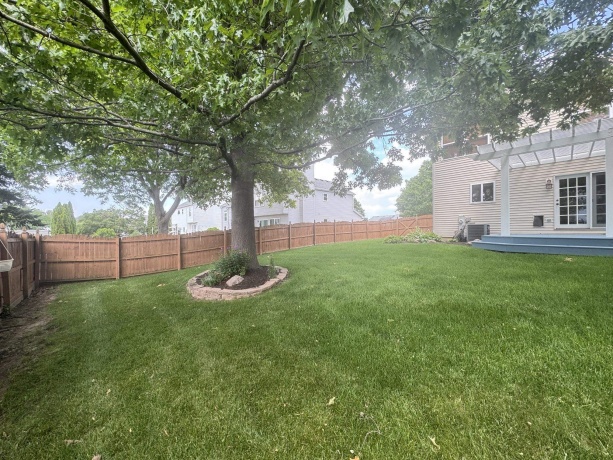 607 Jamestown, BELVIDERE, Illinois 61008, 4 Bedrooms Bedrooms, ,2 BathroomsBathrooms,House,For Sale,Jamestown,202604007