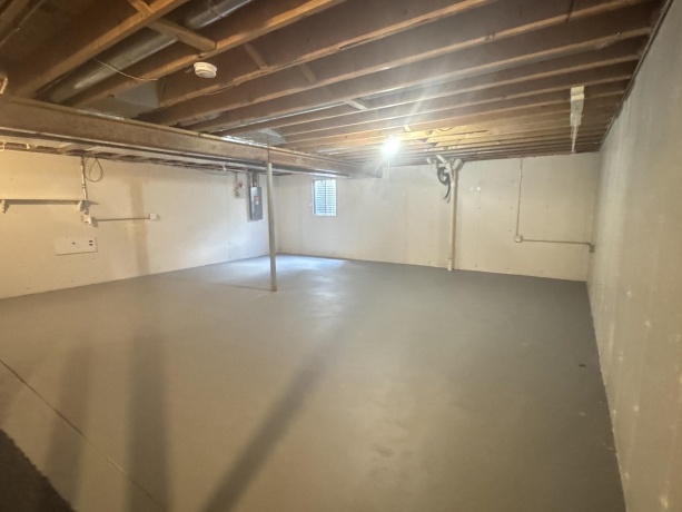 607 Jamestown, BELVIDERE, Illinois 61008, 4 Bedrooms Bedrooms, ,2 BathroomsBathrooms,House,For Sale,Jamestown,202604007