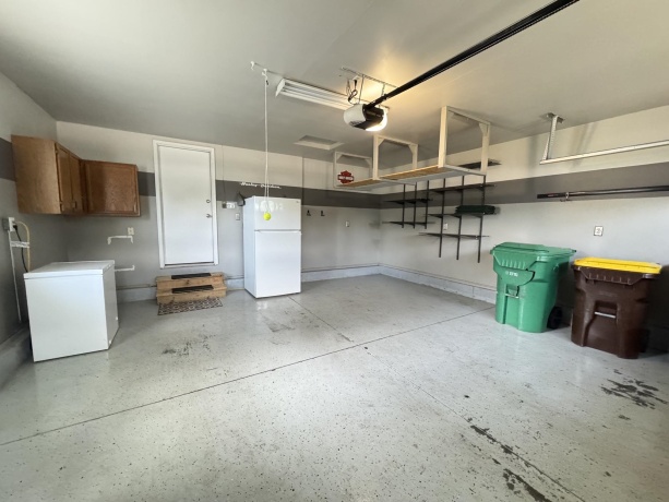607 Jamestown, BELVIDERE, Illinois 61008, 4 Bedrooms Bedrooms, ,2 BathroomsBathrooms,House,For Sale,Jamestown,202604007