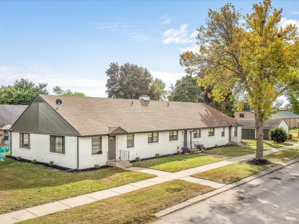 820 Cottage Grove, ROCKFORD, Illinois 61103, ,3 - 4 Units,For Sale,Cottage Grove,202604011