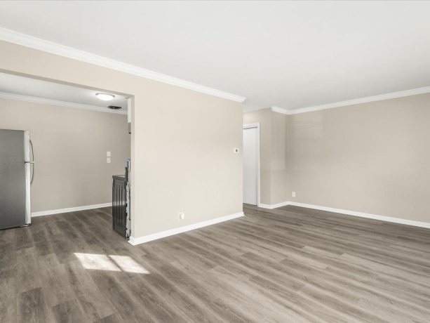820 Cottage Grove, ROCKFORD, Illinois 61103, ,3 - 4 Units,For Sale,Cottage Grove,202604011