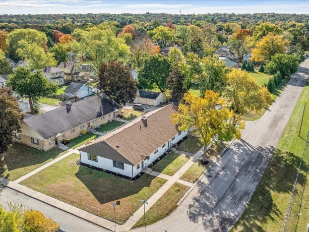 820 Cottage Grove, ROCKFORD, Illinois 61103, ,3 - 4 Units,For Sale,Cottage Grove,202604011