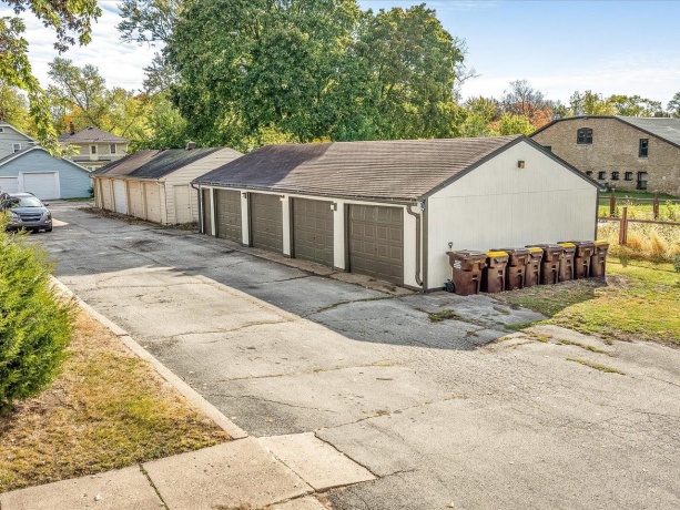 820 Cottage Grove, ROCKFORD, Illinois 61103, ,3 - 4 Units,For Sale,Cottage Grove,202604011