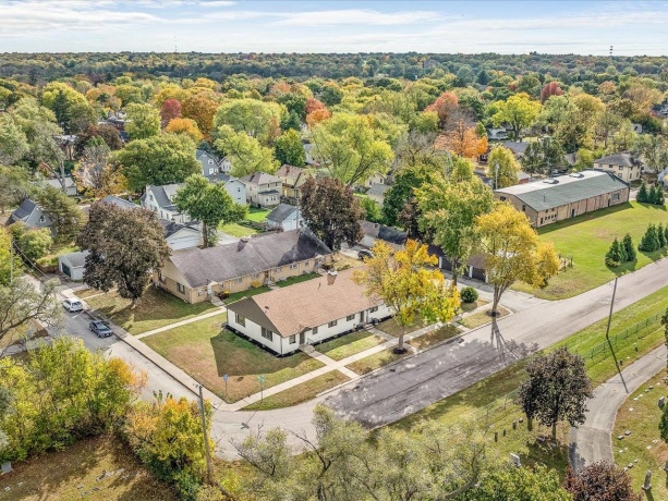 820 Cottage Grove, ROCKFORD, Illinois 61103, ,3 - 4 Units,For Sale,Cottage Grove,202604011