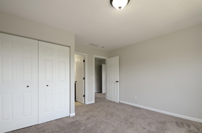 2429 River Oaks, ROCKFORD, Illinois 61102, 2 Bedrooms Bedrooms, ,2 BathroomsBathrooms,Condominium,For Sale,River Oaks,202604015