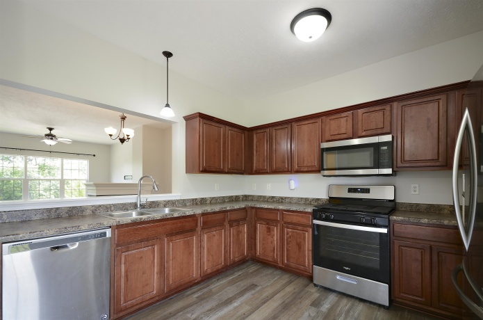 2429 River Oaks, ROCKFORD, Illinois 61102, 2 Bedrooms Bedrooms, ,2 BathroomsBathrooms,Condominium,For Sale,River Oaks,202604015