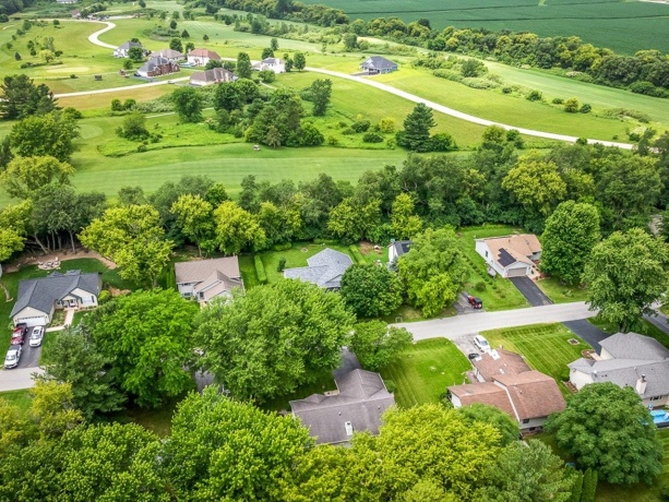 415 Staffordshire, POPLAR GROVE, Illinois 61065, 3 Bedrooms Bedrooms, ,1 BathroomBathrooms,House,For Sale,Staffordshire,202604013