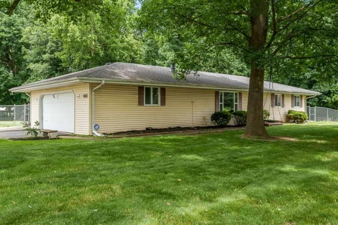 4636 Bobtail, ROCKFORD, Illinois 61109, 3 Bedrooms Bedrooms, ,2 BathroomsBathrooms,House,For Sale,Bobtail,202604016