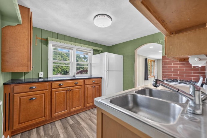 2191 Toms, ROCKFORD, Illinois 61109, 2 Bedrooms Bedrooms, ,1 BathroomBathrooms,House,For Sale,Toms,202604017