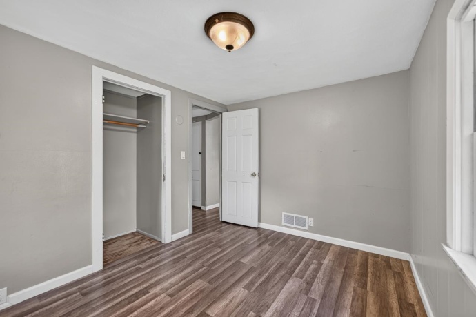 2191 Toms, ROCKFORD, Illinois 61109, 2 Bedrooms Bedrooms, ,1 BathroomBathrooms,House,For Sale,Toms,202604017