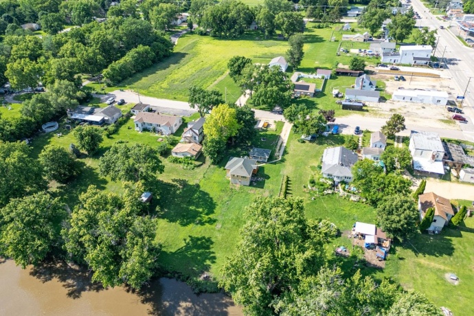 2191 Toms, ROCKFORD, Illinois 61109, 2 Bedrooms Bedrooms, ,1 BathroomBathrooms,House,For Sale,Toms,202604017