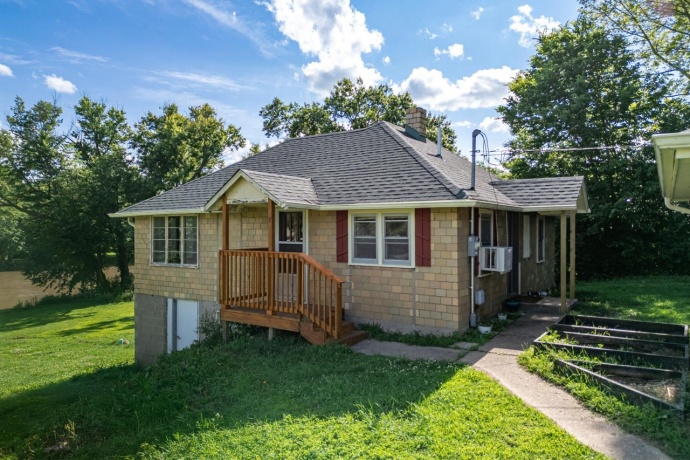 2191 Toms, ROCKFORD, Illinois 61109, 2 Bedrooms Bedrooms, ,1 BathroomBathrooms,House,For Sale,Toms,202604017