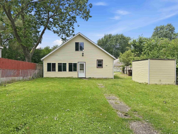 616 Fairview, SOUTH BELOIT, Illinois 61080, 3 Bedrooms Bedrooms, ,1 BathroomBathrooms,House,For Sale,Fairview,202604018