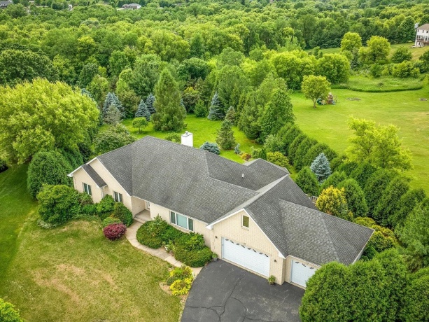 12754 Overlook, ROSCOE, Illinois 61073, 4 Bedrooms Bedrooms, ,2 BathroomsBathrooms,House,For Sale,Overlook,202603473