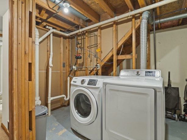 207 Tamarack Hollow, POPLAR GROVE, Illinois 61065, 3 Bedrooms Bedrooms, ,2 BathroomsBathrooms,House,For Sale,Tamarack Hollow,202604020