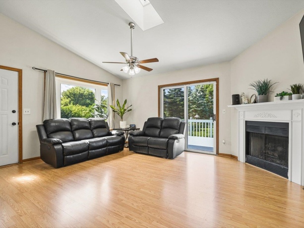 207 Tamarack Hollow, POPLAR GROVE, Illinois 61065, 3 Bedrooms Bedrooms, ,2 BathroomsBathrooms,House,For Sale,Tamarack Hollow,202604020