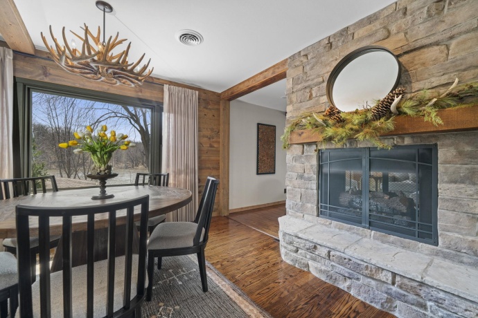 10707 IL RT 2, ROCKFORD, Illinois 61102, 3 Bedrooms Bedrooms, ,2 BathroomsBathrooms,House,For Sale,IL RT 2,202604023