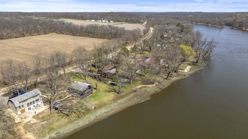 10707 IL RT 2, ROCKFORD, Illinois 61102, 3 Bedrooms Bedrooms, ,2 BathroomsBathrooms,House,For Sale,IL RT 2,202604023