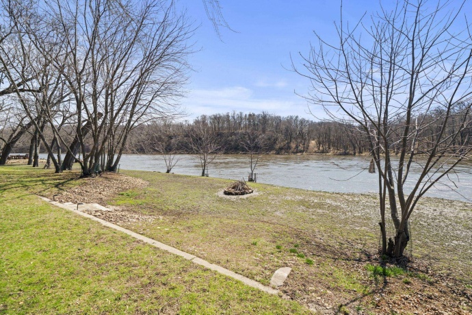 10707 IL RT 2, ROCKFORD, Illinois 61102, 3 Bedrooms Bedrooms, ,2 BathroomsBathrooms,House,For Sale,IL RT 2,202604023