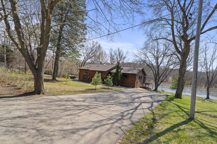10707 IL RT 2, ROCKFORD, Illinois 61102, 3 Bedrooms Bedrooms, ,2 BathroomsBathrooms,House,For Sale,IL RT 2,202604023