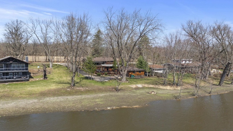 10707 IL RT 2, ROCKFORD, Illinois 61102, 3 Bedrooms Bedrooms, ,2 BathroomsBathrooms,House,For Sale,IL RT 2,202604023