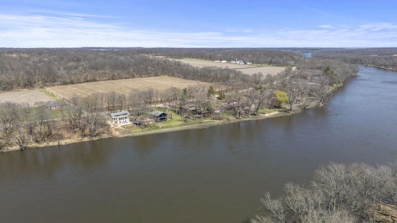 10707 IL RT 2, ROCKFORD, Illinois 61102, 3 Bedrooms Bedrooms, ,2 BathroomsBathrooms,House,For Sale,IL RT 2,202604023