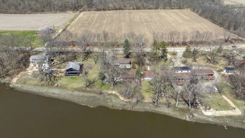 10707 IL RT 2, ROCKFORD, Illinois 61102, 3 Bedrooms Bedrooms, ,2 BathroomsBathrooms,House,For Sale,IL RT 2,202604023