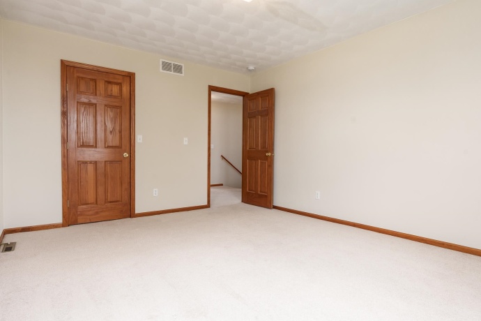 2987 Vaughndale, MACHESNEY PARK, Illinois 61115, 4 Bedrooms Bedrooms, ,2 BathroomsBathrooms,House,For Sale,Vaughndale,202604024