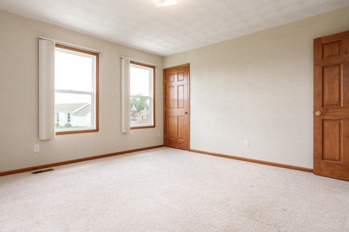 2987 Vaughndale, MACHESNEY PARK, Illinois 61115, 4 Bedrooms Bedrooms, ,2 BathroomsBathrooms,House,For Sale,Vaughndale,202604024