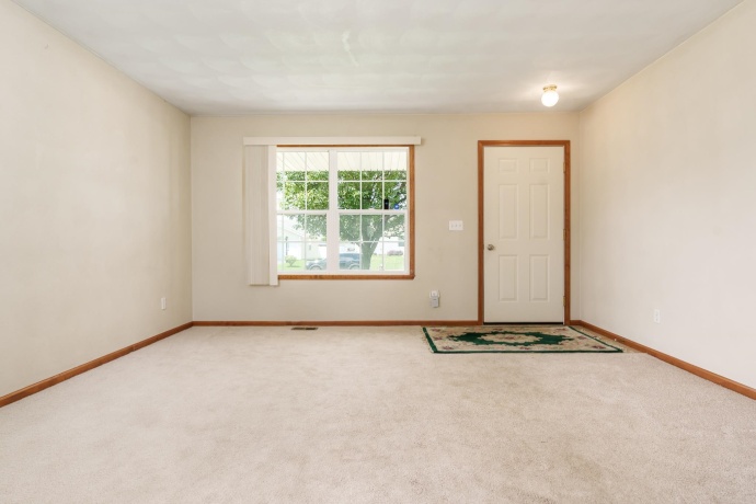2987 Vaughndale, MACHESNEY PARK, Illinois 61115, 4 Bedrooms Bedrooms, ,2 BathroomsBathrooms,House,For Sale,Vaughndale,202604024