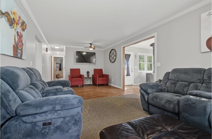8A285 Madison, APPLE RIVER, Illinois 61001, 2 Bedrooms Bedrooms, ,House,For Sale,Madison,202604027