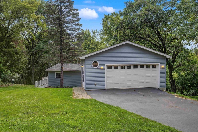 8A285 Madison, APPLE RIVER, Illinois 61001, 2 Bedrooms Bedrooms, ,House,For Sale,Madison,202604027