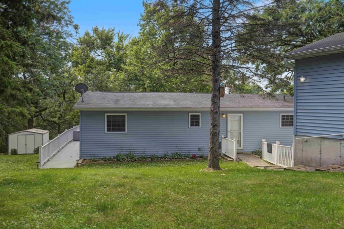 8A285 Madison, APPLE RIVER, Illinois 61001, 2 Bedrooms Bedrooms, ,House,For Sale,Madison,202604027