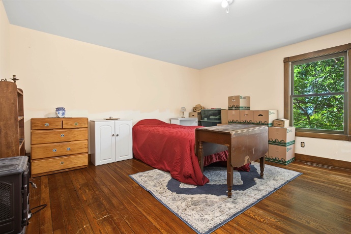 652 US Highway 20 E, ELIZABETH, Illinois 61028, 10 Bedrooms Bedrooms, ,10 BathroomsBathrooms,House,For Sale,US Highway 20 E,202604028