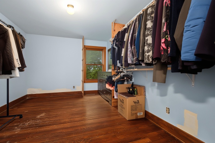 652 US Highway 20 E, ELIZABETH, Illinois 61028, 10 Bedrooms Bedrooms, ,10 BathroomsBathrooms,House,For Sale,US Highway 20 E,202604028