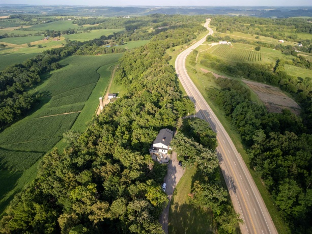 652 US Highway 20 E, ELIZABETH, Illinois 61028, 10 Bedrooms Bedrooms, ,10 BathroomsBathrooms,House,For Sale,US Highway 20 E,202604028