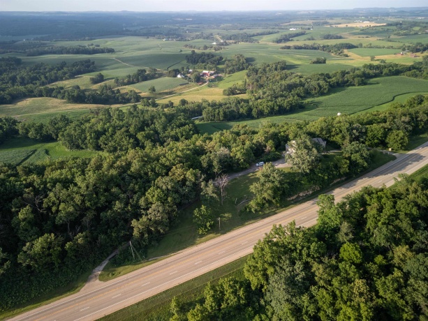 652 US Highway 20 E, ELIZABETH, Illinois 61028, 10 Bedrooms Bedrooms, ,10 BathroomsBathrooms,House,For Sale,US Highway 20 E,202604028