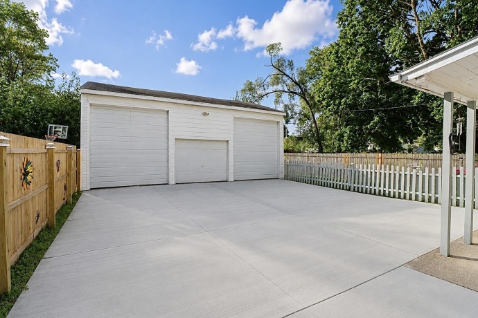 130 Adams, SOUTH BELOIT, Illinois 61080, 2 Bedrooms Bedrooms, ,1 BathroomBathrooms,House,For Sale,Adams,202604030