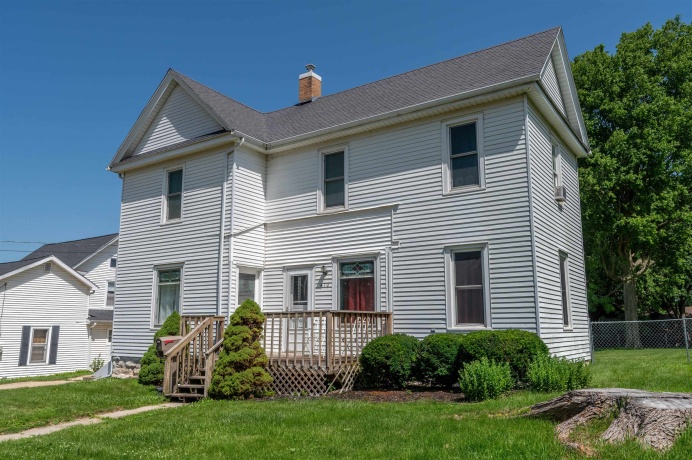 410 Dixon, POLO, Illinois 61064, 4 Bedrooms Bedrooms, ,1 BathroomBathrooms,House,For Sale,Dixon,202604032