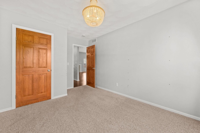 2939 Vaughndale, MACHESNEY PARK, Illinois 61115, 3 Bedrooms Bedrooms, ,2 BathroomsBathrooms,House,For Sale,Vaughndale,202604037