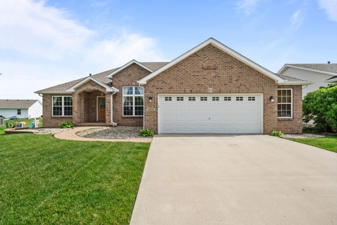 2939 Vaughndale, MACHESNEY PARK, Illinois 61115, 3 Bedrooms Bedrooms, ,2 BathroomsBathrooms,House,For Sale,Vaughndale,202604037